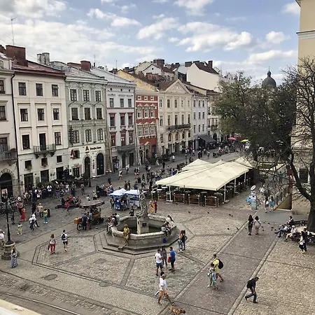 Loft Apartment Rynok Sqr 19 *